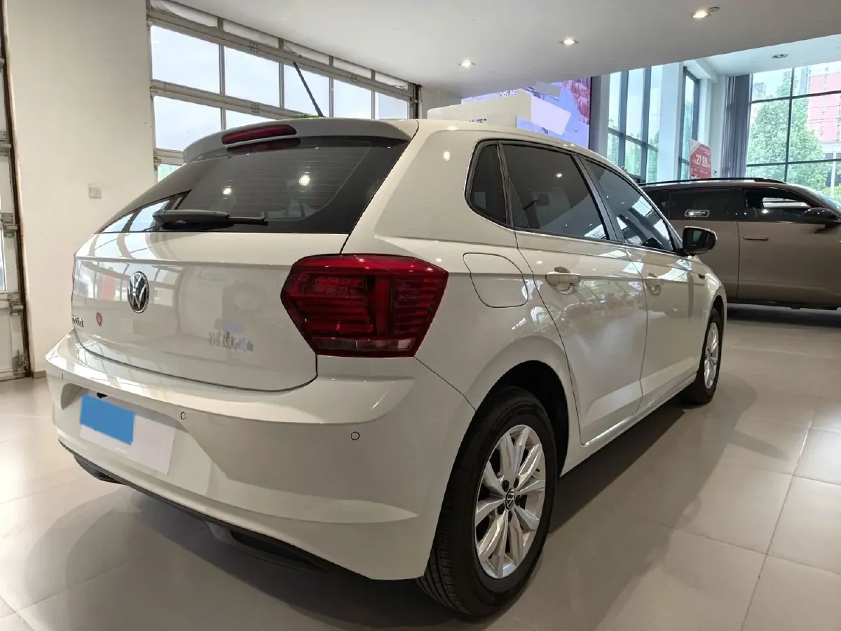 2023 Volkswagen Polo 1.5L 110HP L4 6AT,autocango,china used car exporter,china ev exporter,chinese used car exporter,chinese used ev exporter