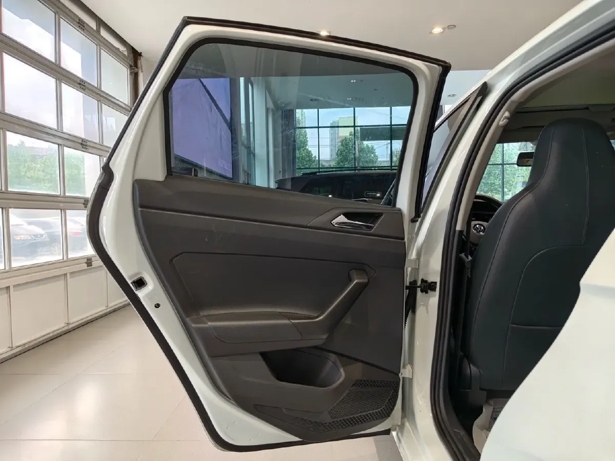 2023 Volkswagen Polo 1.5L 110HP L4 6AT,autocango,china used car exporter,china ev exporter,chinese used car exporter,chinese used ev exporter