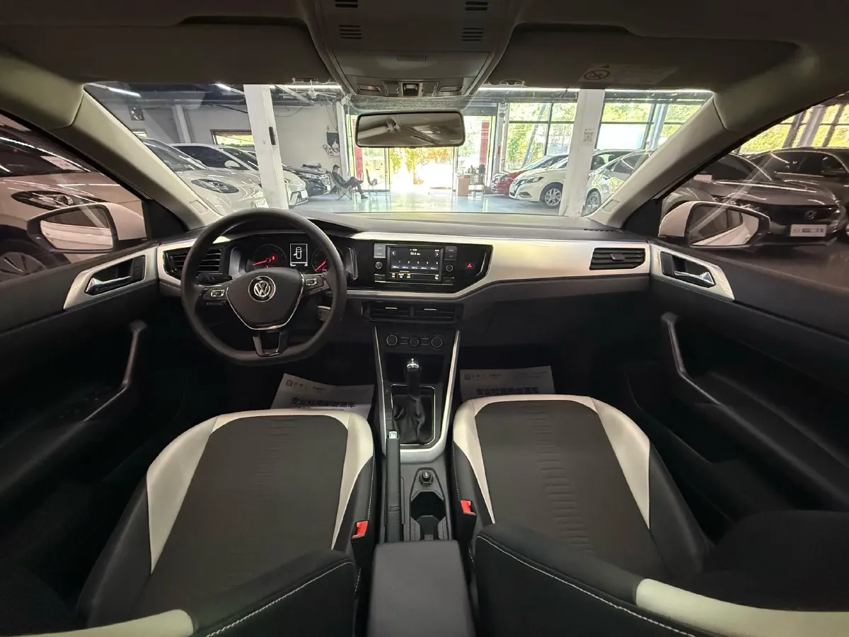 2019 Volkswagen Polo 1.5L 113HP L4 6AT,autocango,china used car exporter,china ev exporter,chinese used car exporter,chinese used ev exporter