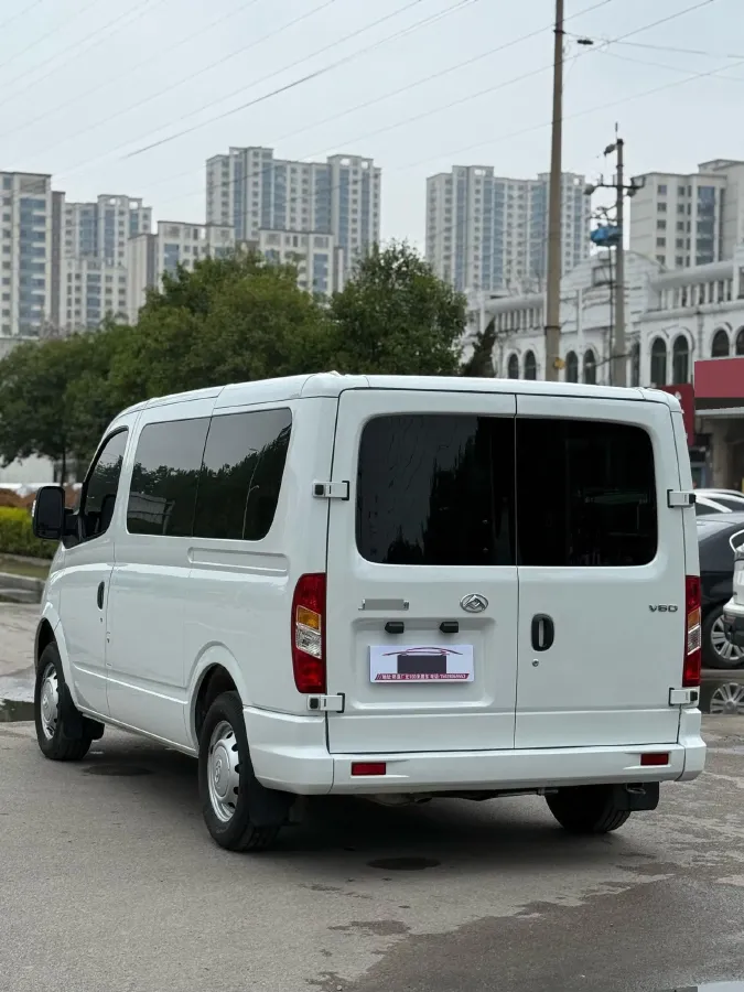 2015 MAXUS XinTu V80 2.5T 136HP L4 5MT,autocango,china used car exporter,china ev exporter,chinese used car exporter,chinese used ev exporter