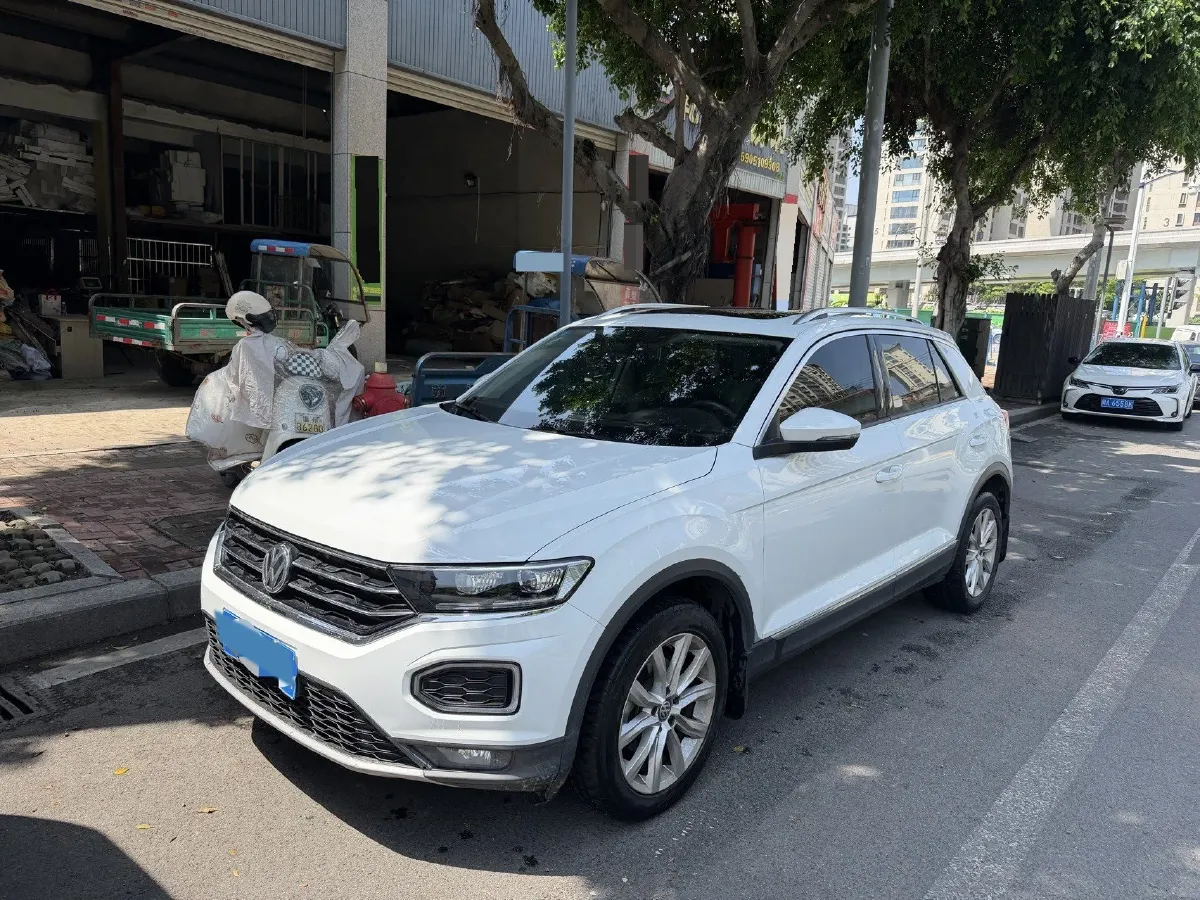 2019 Volkswagen T-Roc 1.4T 131HP L4 7DCT,autocango,china used car exporter,china ev exporter,chinese used car exporter,chinese used ev exporter