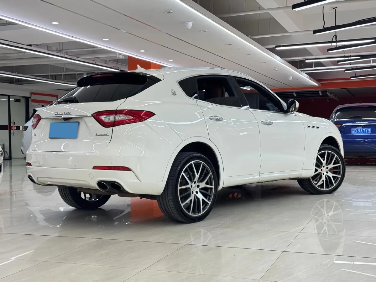 2016 Maserati Levante 3.0T 430HP V6 8AT,autocango,china used car exporter,china ev exporter,chinese used car exporter,chinese used ev exporter