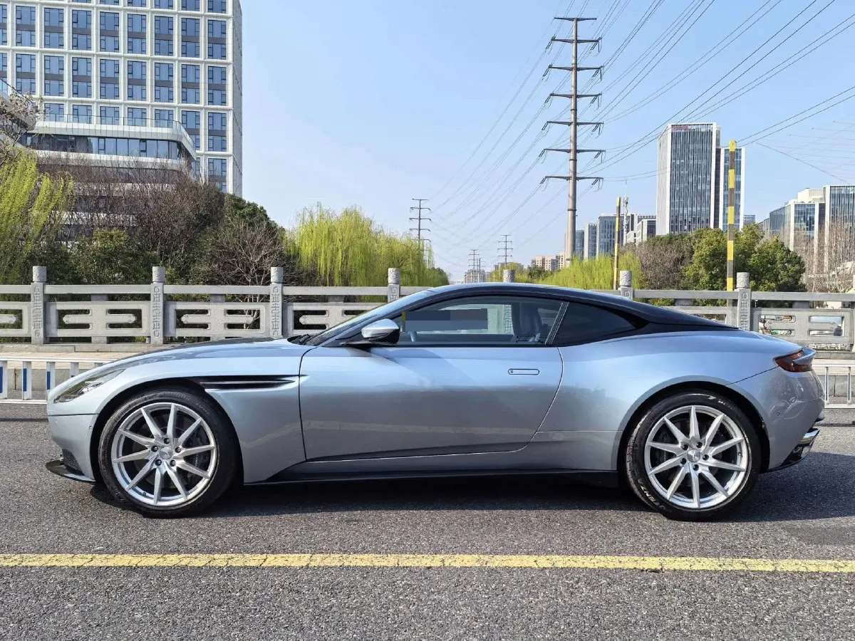2020 Aston Martin DB11 4.0T 510HP V8 8AT,autocango,china used car exporter,china ev exporter,chinese used car exporter,chinese used ev exporter