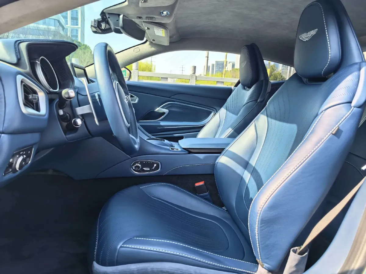 2020 Aston Martin DB11 4.0T 510HP V8 8AT,autocango,china used car exporter,china ev exporter,chinese used car exporter,chinese used ev exporter