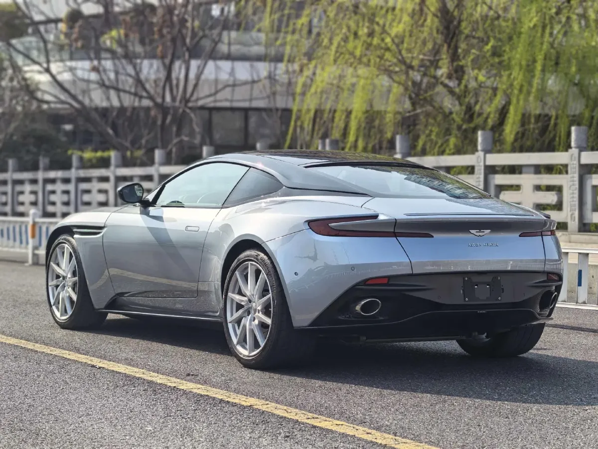 2020 Aston Martin DB11 4.0T 510HP V8 8AT,autocango,china used car exporter,china ev exporter,chinese used car exporter,chinese used ev exporter