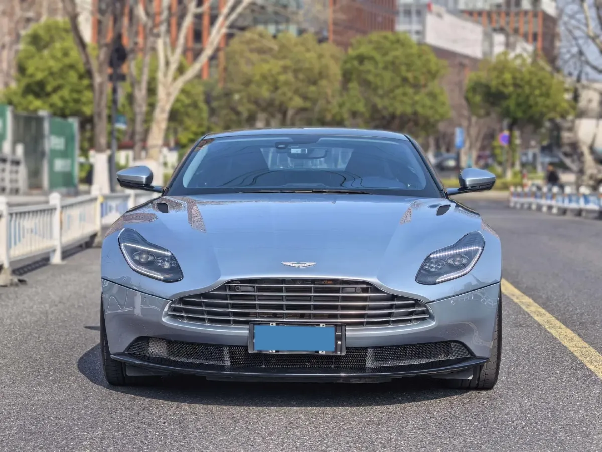 2020 Aston Martin DB11 4.0T 510HP V8 8AT,autocango,china used car exporter,china ev exporter,chinese used car exporter,chinese used ev exporter