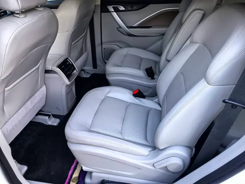 2021 Geely JiaJi 1.5T 177HP L3 6MT,autocango,china used car exporter,china ev exporter,chinese used car exporter,chinese used ev exporter