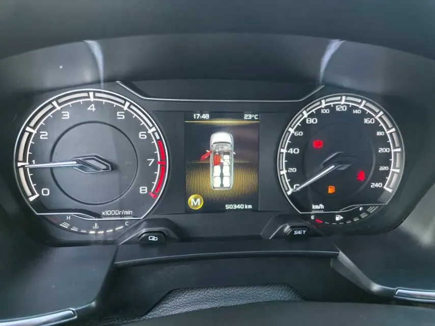 2021 Geely JiaJi 1.5T 177HP L3 6MT,autocango,china used car exporter,china ev exporter,chinese used car exporter,chinese used ev exporter