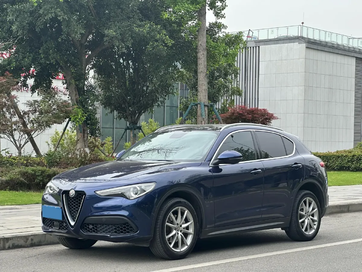 2017 Lexus NX 2.0T 238HP L4 6AT,autocango,china used car exporter,china ev exporter,chinese used car exporter,chinese used ev exporter