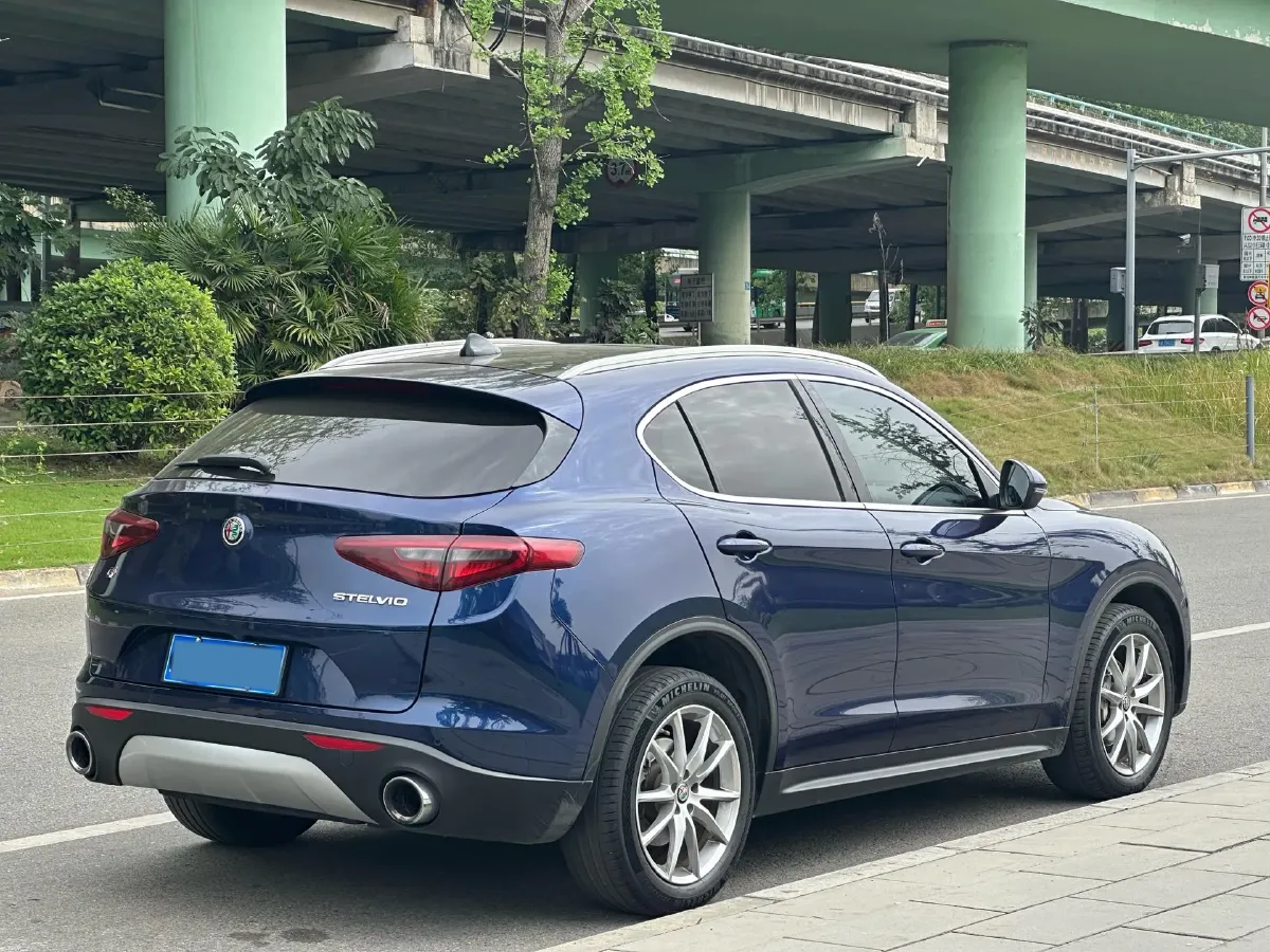 2017 Lexus NX 2.0T 238HP L4 6AT,autocango,china used car exporter,china ev exporter,chinese used car exporter,chinese used ev exporter