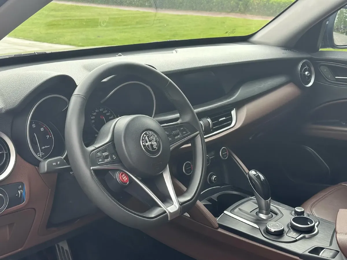 2017 Lexus NX 2.0T 238HP L4 6AT,autocango,china used car exporter,china ev exporter,chinese used car exporter,chinese used ev exporter