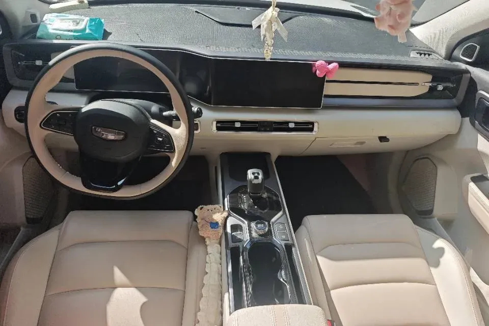 2023 Geely ICON 1.5T 181HP L4 7DCT,autocango,china used car exporter,china ev exporter,chinese used car exporter,chinese used ev exporter