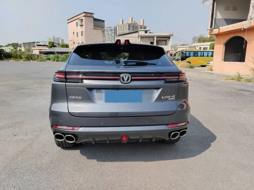 2021 ChangAn UNI-K 2.0T 233HP L4 8AT,autocango,china used car exporter,china ev exporter,chinese used car exporter,chinese used ev exporter