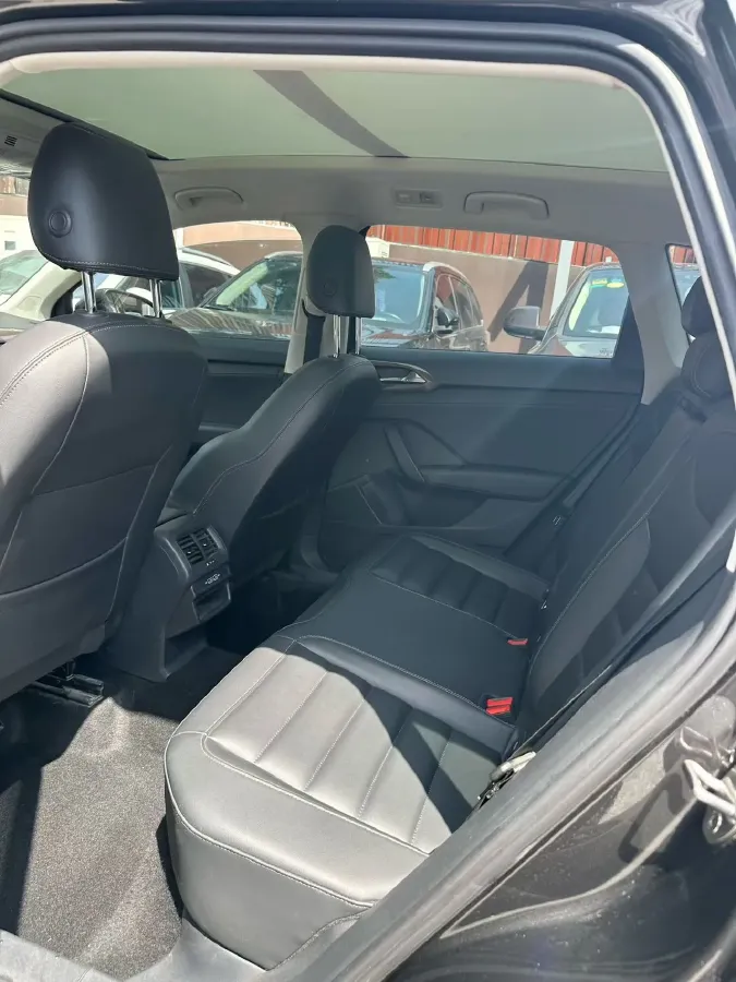 2020 Volkswagen Tharu 1.4T 150HP L4 7DCT,autocango,china used car exporter,china ev exporter,chinese used car exporter,chinese used ev exporter