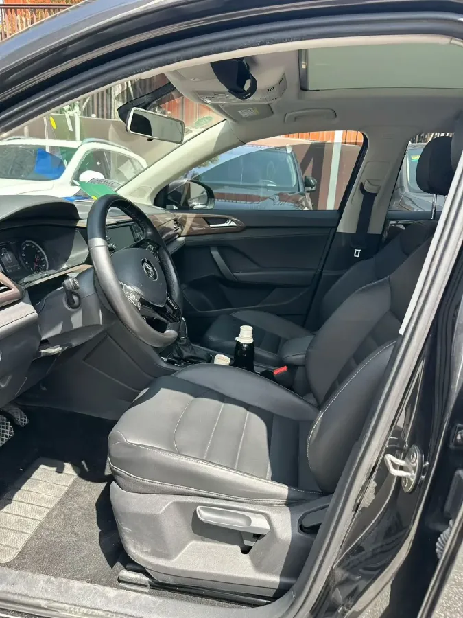 2020 Volkswagen Tharu 1.4T 150HP L4 7DCT,autocango,china used car exporter,china ev exporter,chinese used car exporter,chinese used ev exporter