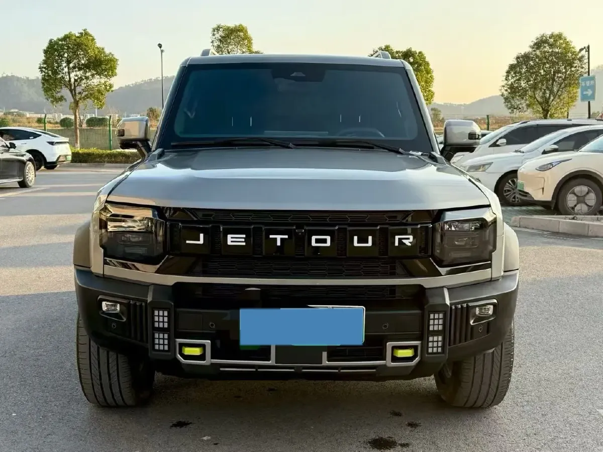 2024 Jetour ShanHai TravellerC-DM 1.5T 156HP L4 3DHT PHEV 43.24KWH,autocango,china used car exporter,china ev exporter,chinese used car exporter,chinese used ev exporter