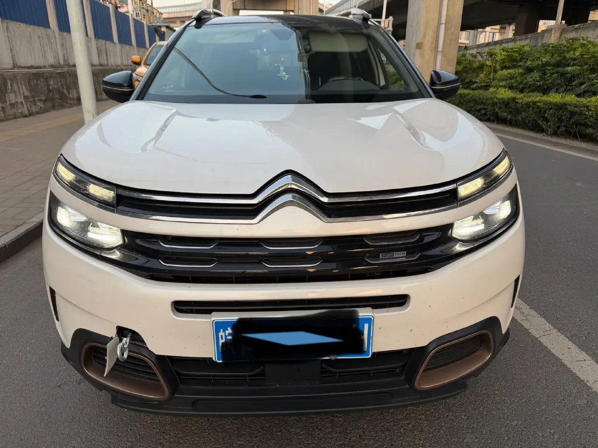 2020 Citroen C5 Aircross 1.6T 170HP L4 6AT,autocango,china used car exporter,china ev exporter,chinese used car exporter,chinese used ev exporter