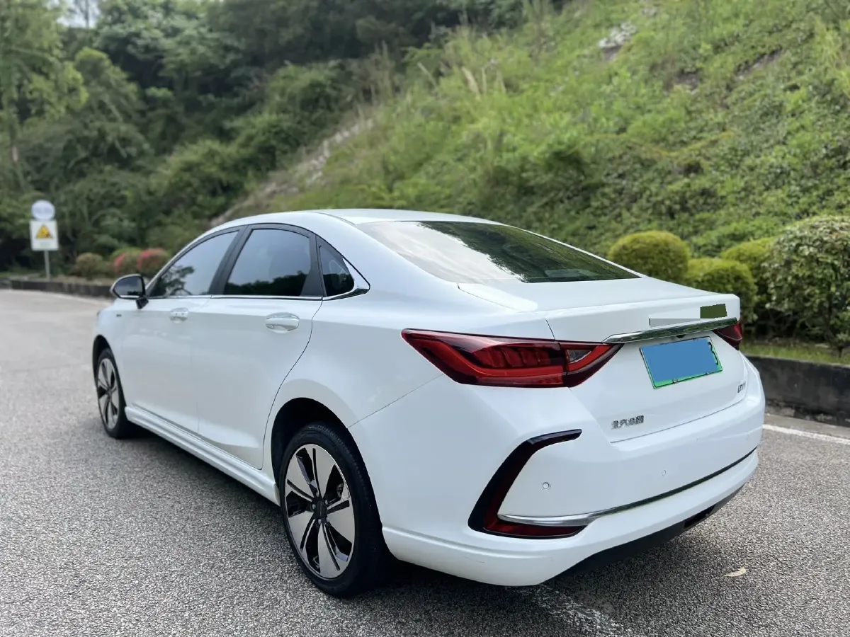 2019 BeiJing Auto EU7 BEV 60.225KWH,autocango,china used car exporter,china ev exporter,chinese used car exporter,chinese used ev exporter