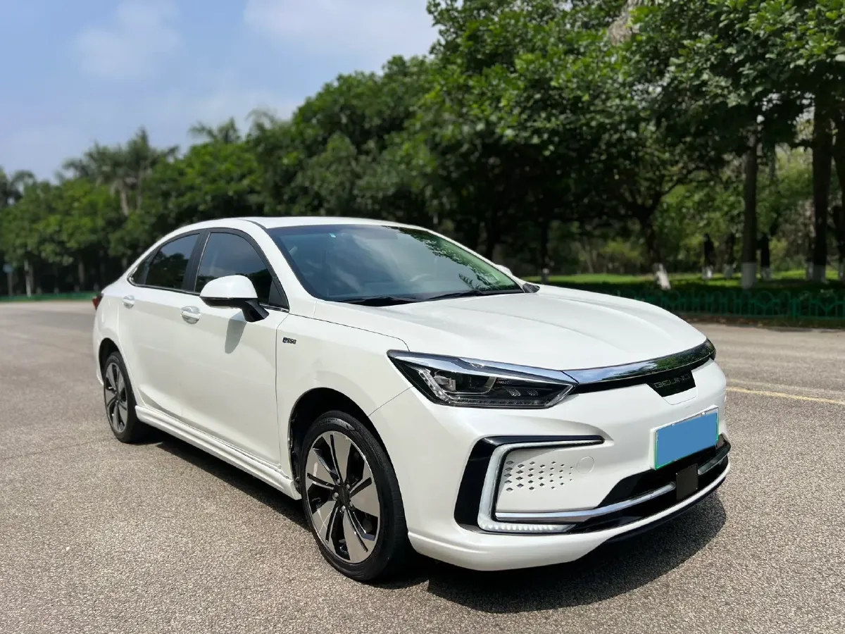 2019 BeiJing Auto EU7 BEV 60.225KWH,autocango,china used car exporter,china ev exporter,chinese used car exporter,chinese used ev exporter