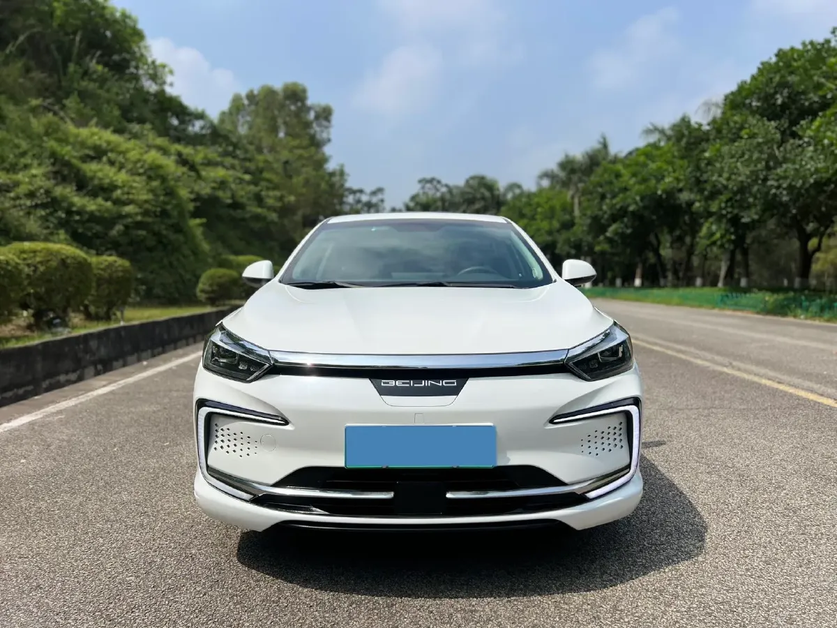 2019 BeiJing Auto EU7 BEV 60.225KWH,autocango,china used car exporter,china ev exporter,chinese used car exporter,chinese used ev exporter
