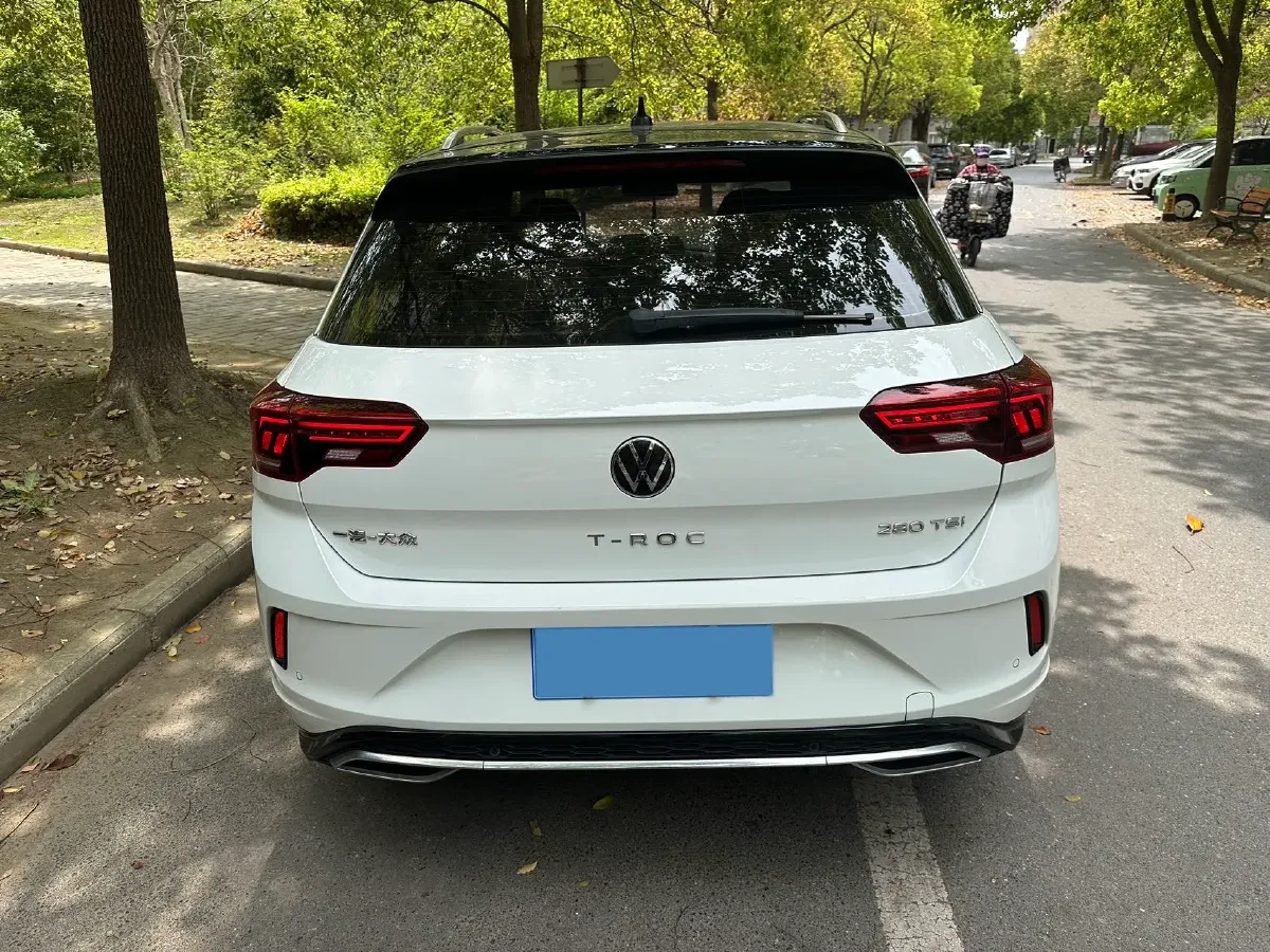 2021 Volkswagen T-Roc 1.4T 150HP L4 7DCT,autocango,china used car exporter,china ev exporter,chinese used car exporter,chinese used ev exporter