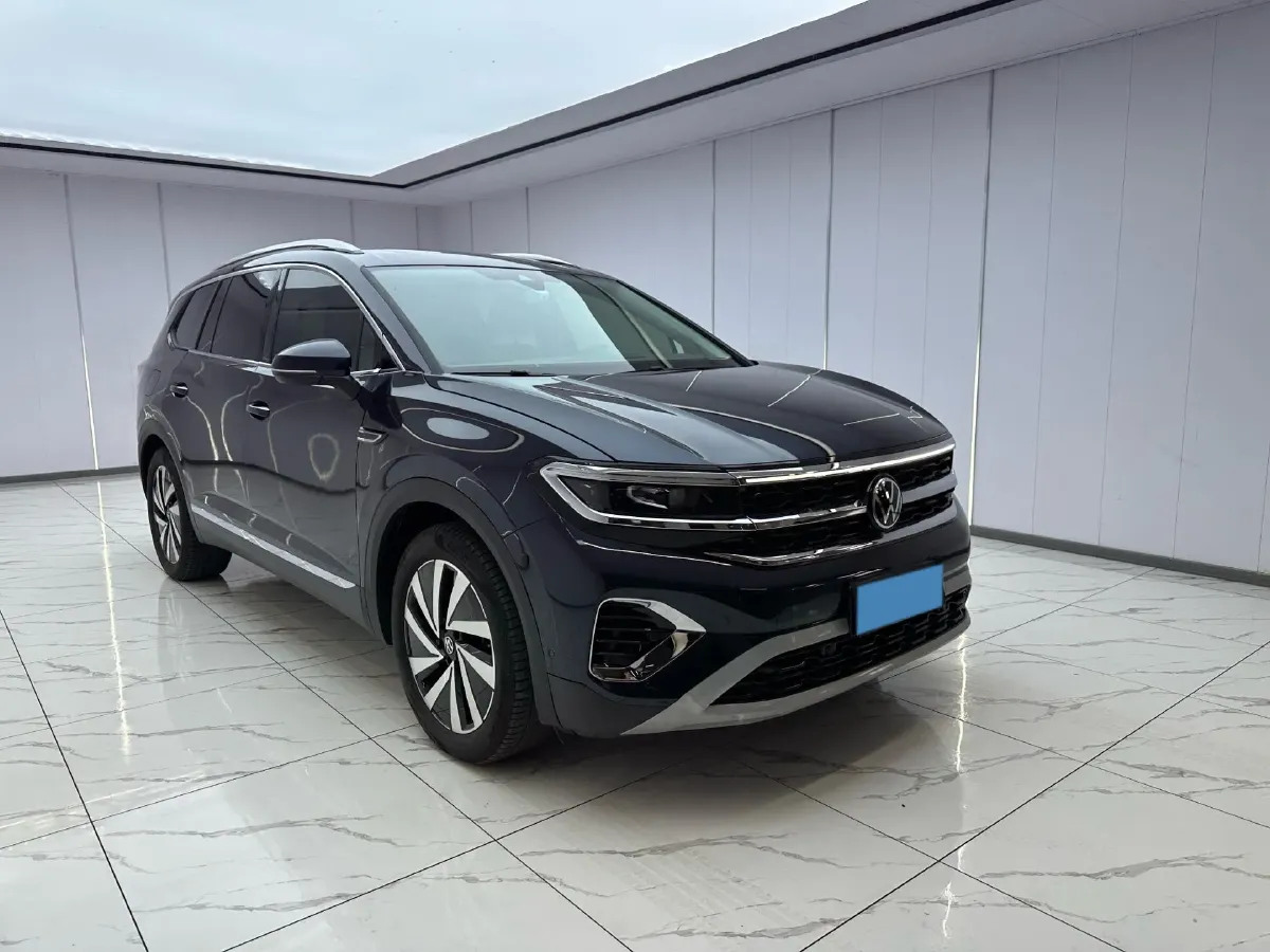 2021 Volkswagen Talagon 2.0T 220HP L4 7DCT,autocango,china used car exporter,china ev exporter,chinese used car exporter,chinese used ev exporter