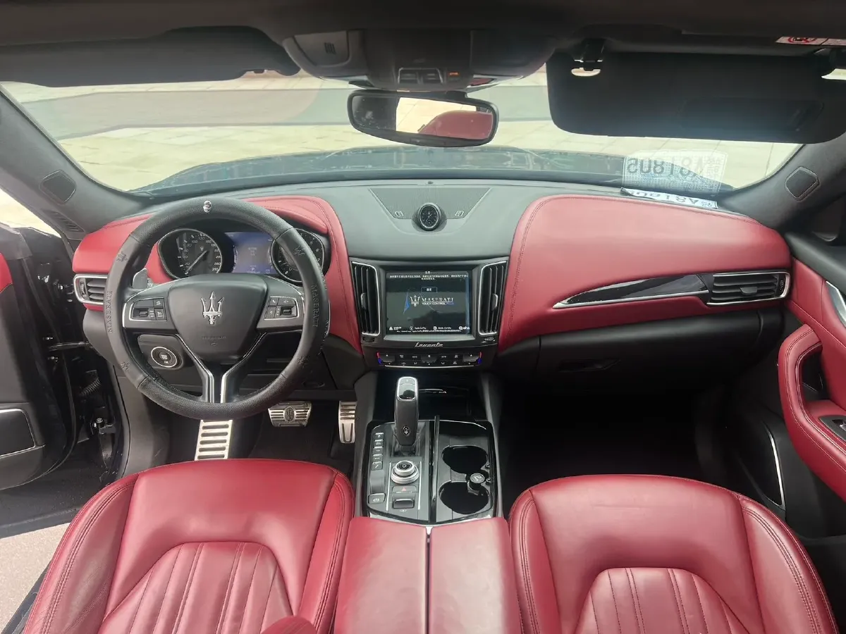 2019 Maserati Levante 3.0T 350HP V6 8AT,autocango,china used car exporter,china ev exporter,chinese used car exporter,chinese used ev exporter