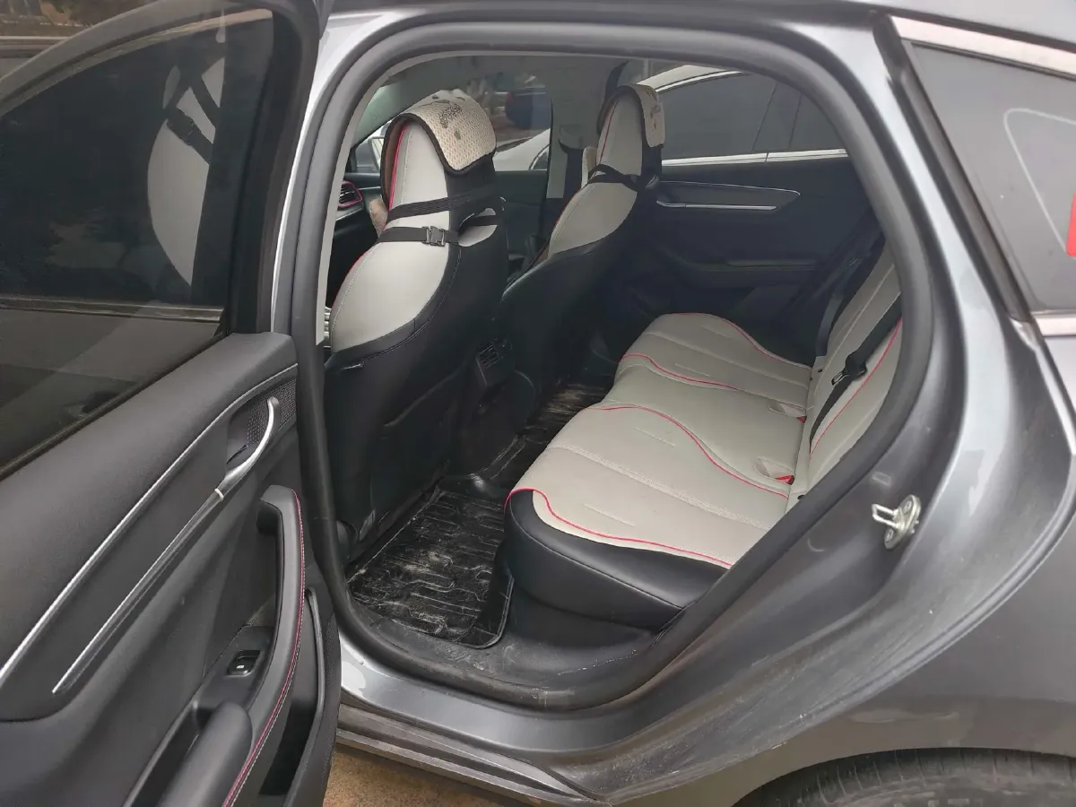 2022 Roewe RX5 MAX 1.5T 181HP L4 6AT,autocango,china used car exporter,china ev exporter,chinese used car exporter,chinese used ev exporter