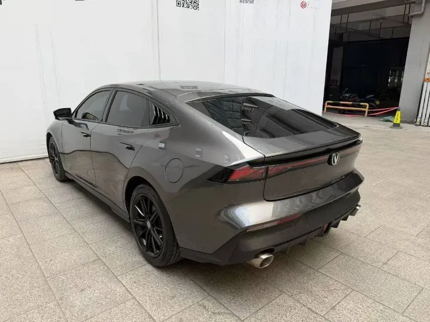 2022 ChangAn UNI-V 1.5T 188HP L4 7DCT,autocango,china used car exporter,china ev exporter,chinese used car exporter,chinese used ev exporter