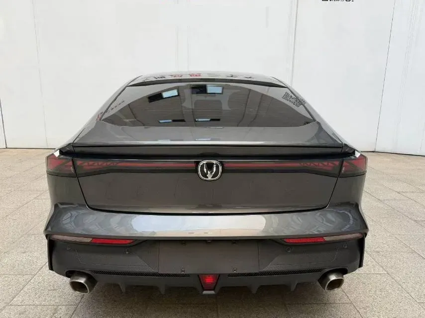 2022 ChangAn UNI-V 1.5T 188HP L4 7DCT,autocango,china used car exporter,china ev exporter,chinese used car exporter,chinese used ev exporter