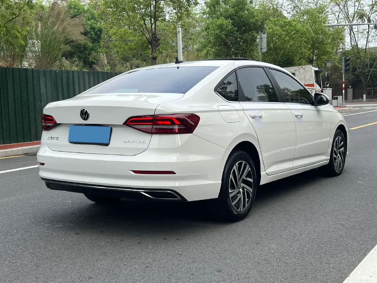 2021 Volkswagen Lavida 1.5L 113HP L4 6AT,autocango,china used car exporter,china ev exporter,chinese used car exporter,chinese used ev exporter