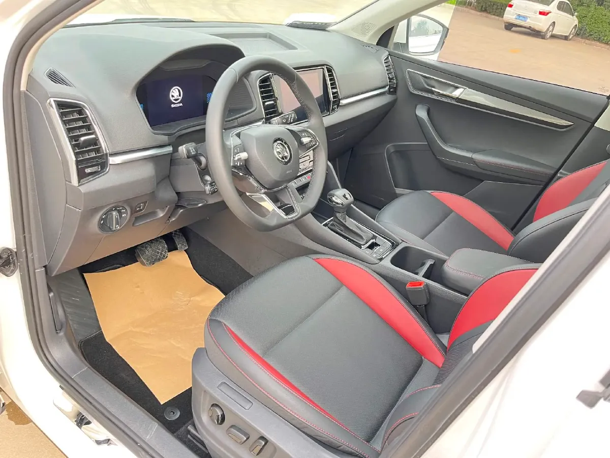 2022 Skoda Karoq 1.4T 150HP L4 7DCT,autocango,china used car exporter,china ev exporter,chinese used car exporter,chinese used ev exporter