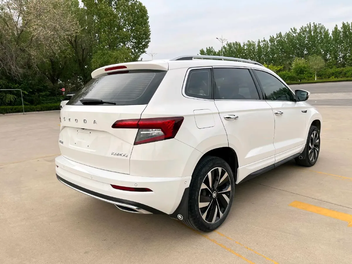 2022 Skoda Karoq 1.4T 150HP L4 7DCT,autocango,china used car exporter,china ev exporter,chinese used car exporter,chinese used ev exporter