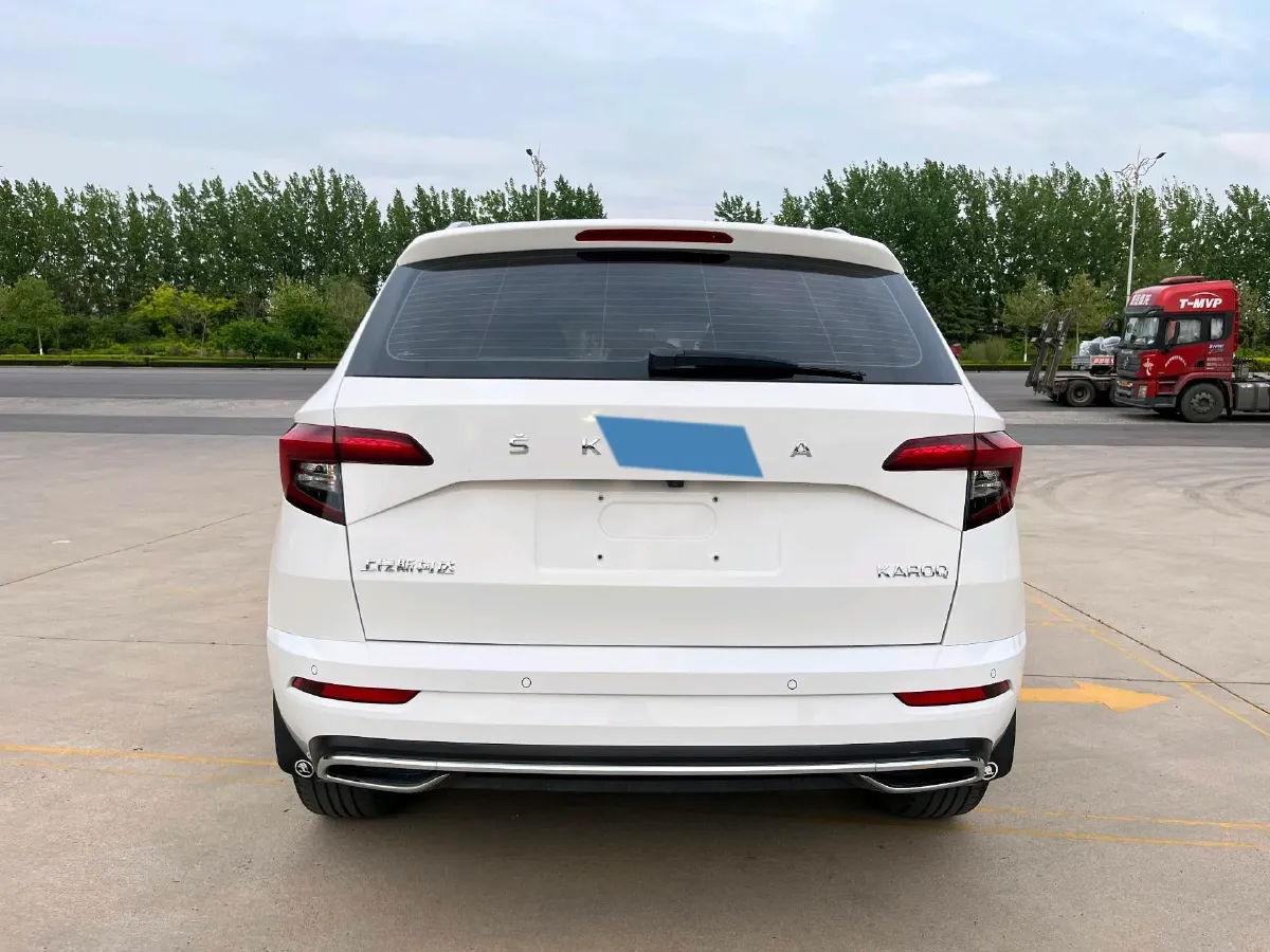 2022 Skoda Karoq 1.4T 150HP L4 7DCT,autocango,china used car exporter,china ev exporter,chinese used car exporter,chinese used ev exporter