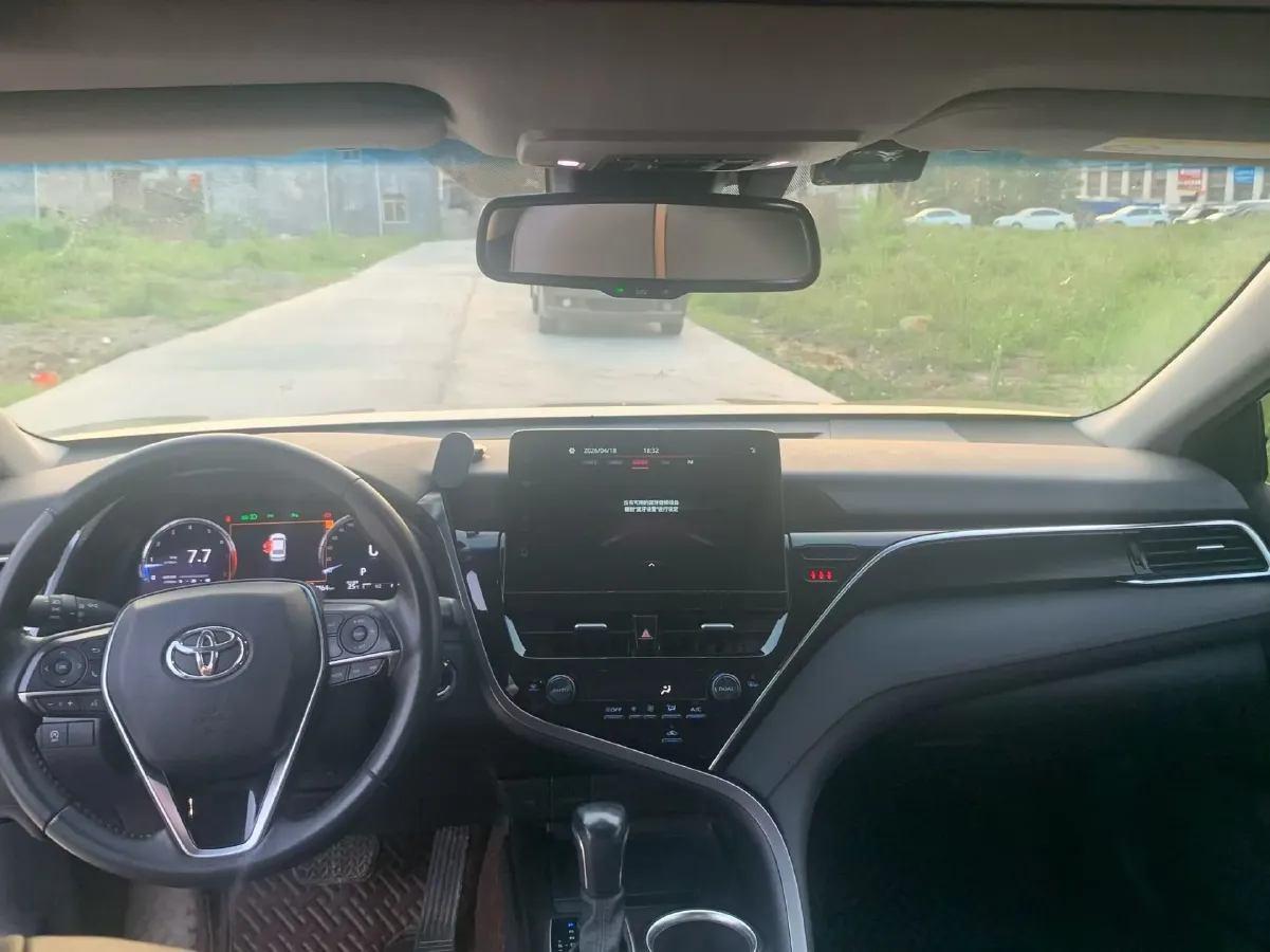 2021 Toyota Camry 2.5L 209HP L4 8AT,autocango,china used car exporter,china ev exporter,chinese used car exporter,chinese used ev exporter