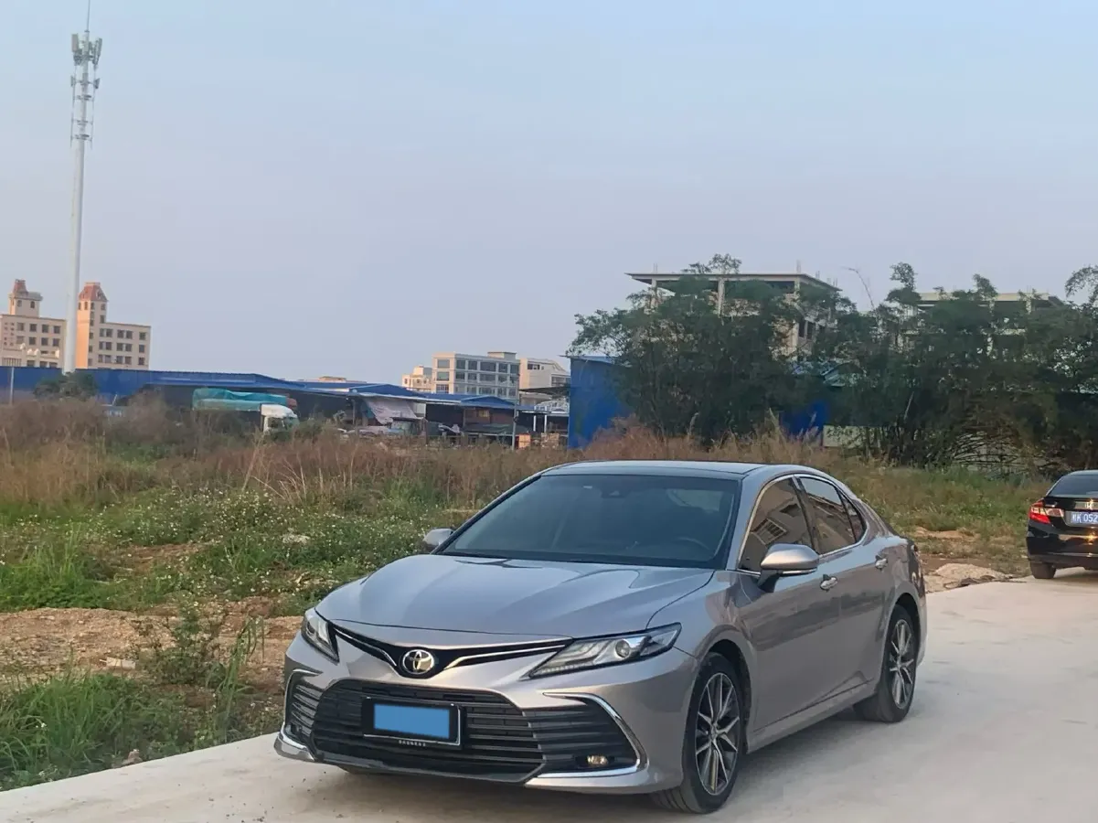 2021 Toyota Camry 2.5L 209HP L4 8AT,autocango,china used car exporter,china ev exporter,chinese used car exporter,chinese used ev exporter