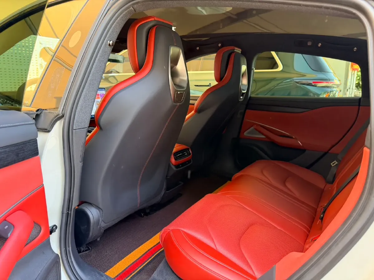 2024 MI SU7 BEV 94.3KWH,autocango,china used car exporter,china ev exporter,chinese used car exporter,chinese used ev exporter