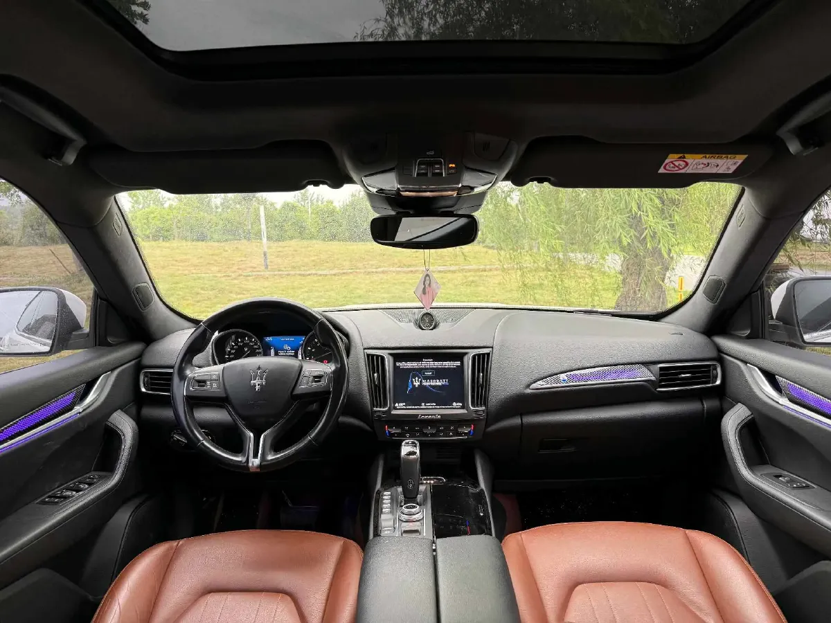 2019 Maserati Levante 3.0T 350HP V6 8AT,autocango,china used car exporter,china ev exporter,chinese used car exporter,chinese used ev exporter