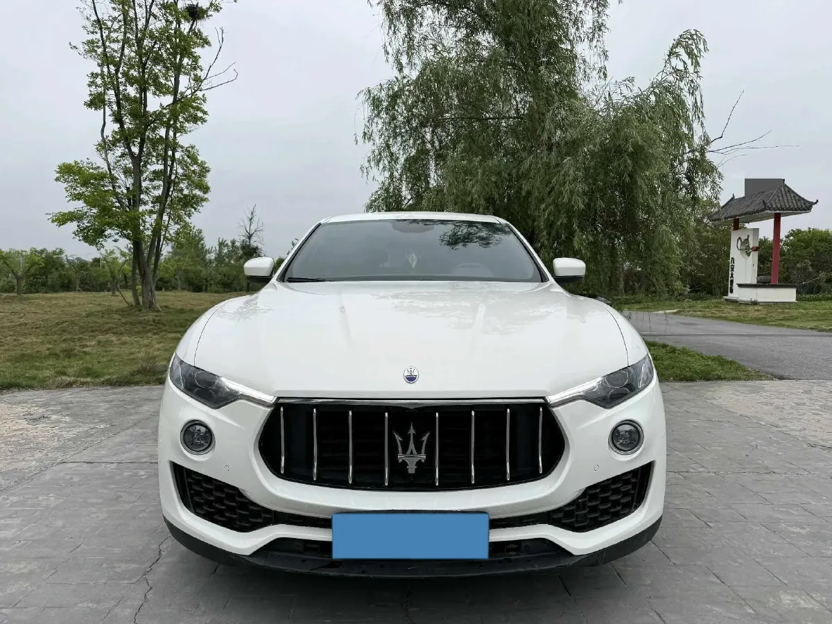 2019 Maserati Levante 3.0T 350HP V6 8AT,autocango,china used car exporter,china ev exporter,chinese used car exporter,chinese used ev exporter