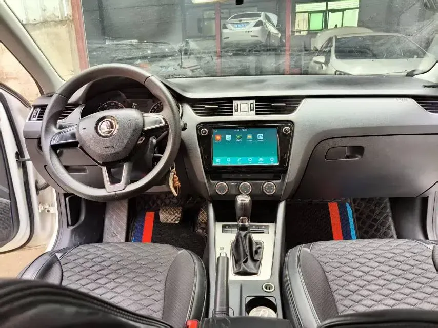 2018 Skoda Octavia 1.6L 110HP L4 6AT,autocango,china used car exporter,china ev exporter,chinese used car exporter,chinese used ev exporter