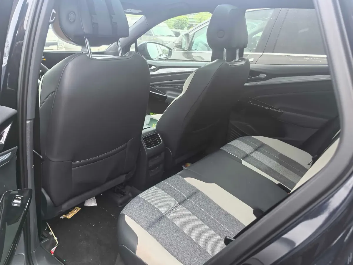 2024 Volkswagen ID.4 Crozz BEV 55.7KWH,autocango,china used car exporter,china ev exporter,chinese used car exporter,chinese used ev exporter