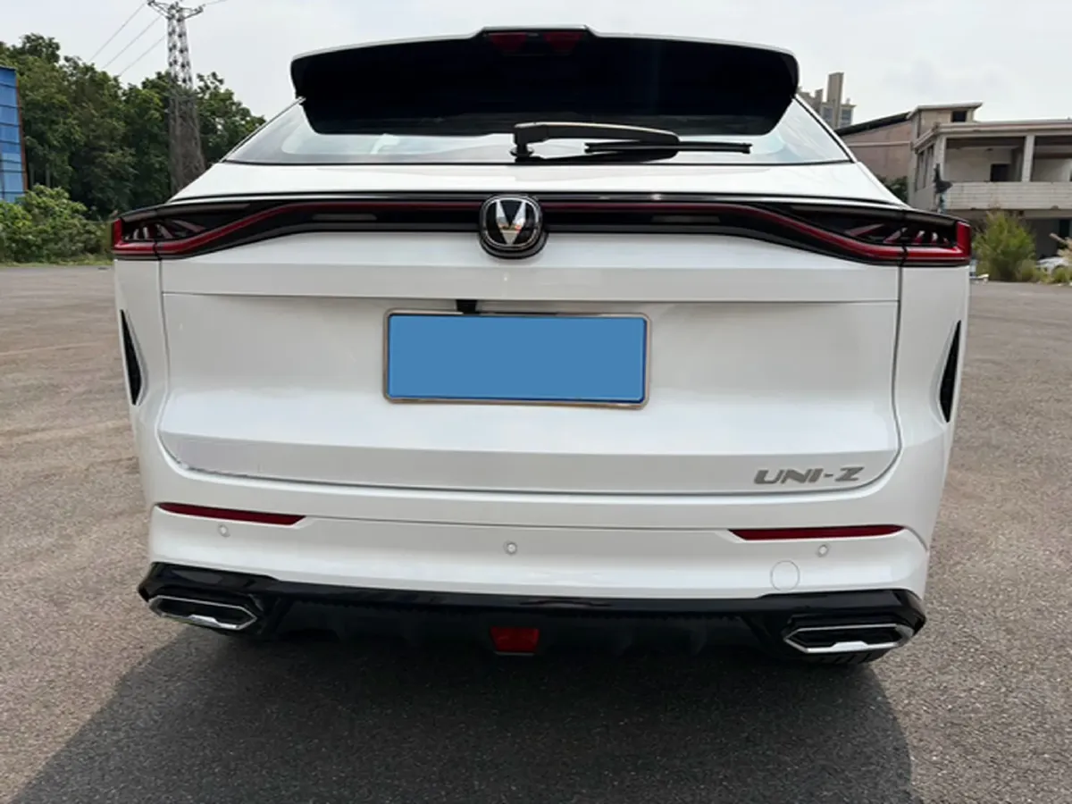 2025 ChangAn UNI-Z 1.5T 192HP L4 7DCT,autocango,china used car exporter,china ev exporter,chinese used car exporter,chinese used ev exporter