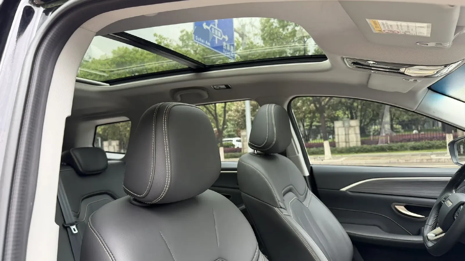 2024 Jetour X90 Plus 1.6T 197HP L4 6MT,autocango,china used car exporter,china ev exporter,chinese used car exporter,chinese used ev exporter