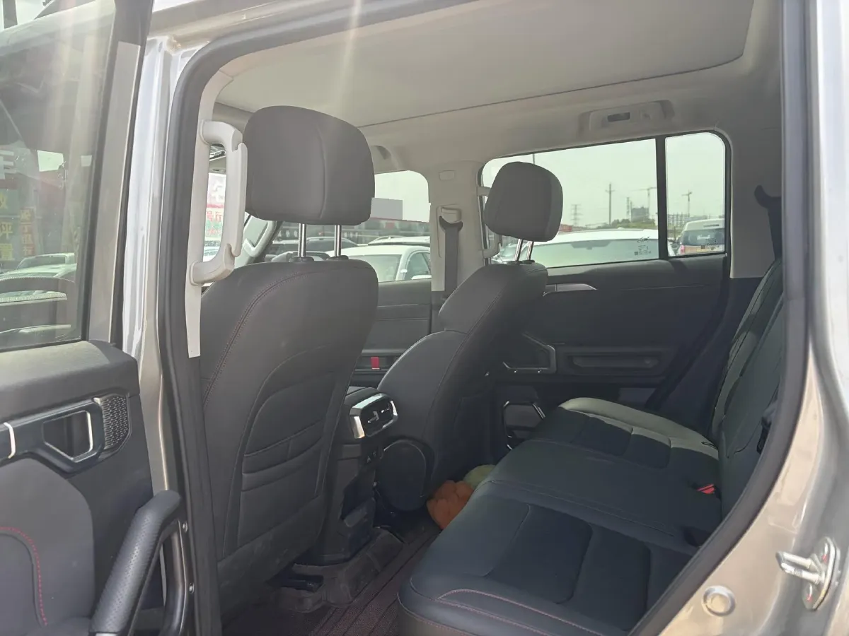 2023 Jetour Traveller 1.5T 184HP L4 7DCT,autocango,china used car exporter,china ev exporter,chinese used car exporter,chinese used ev exporter