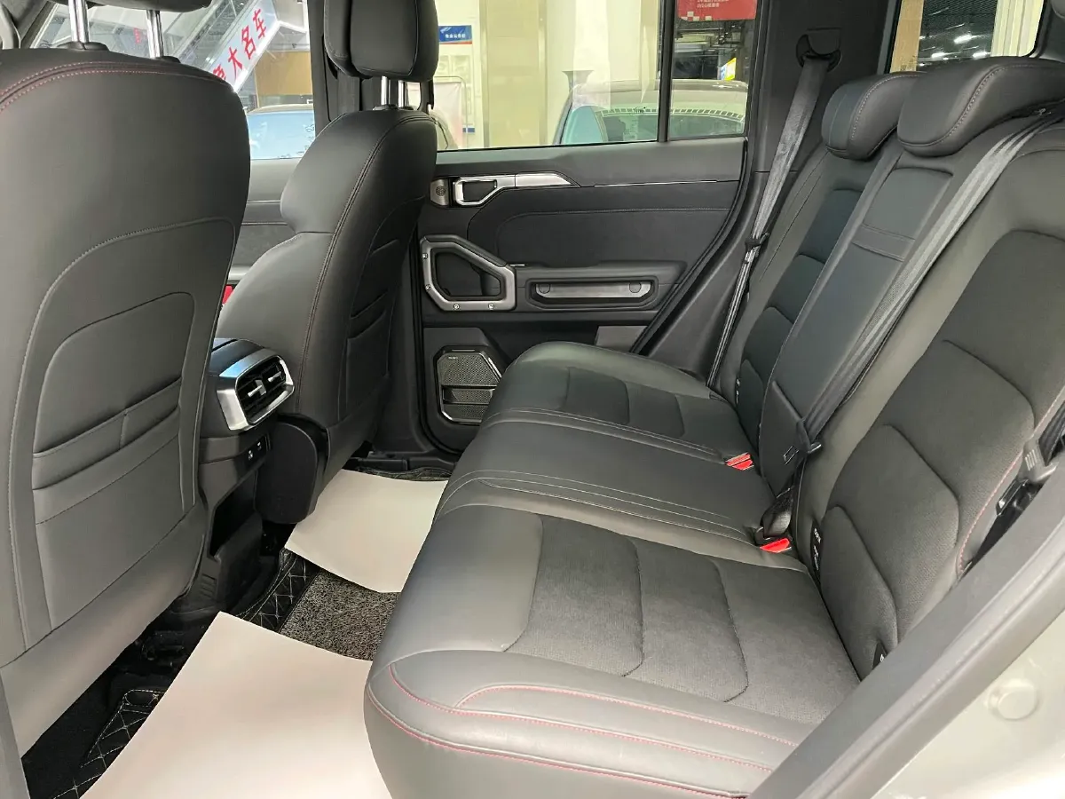 2024 Jetour ShanHai TravellerC-DM 1.5T 156HP L4 3DHT PHEV 43.24KWH,autocango,china used car exporter,china ev exporter,chinese used car exporter,chinese used ev exporter