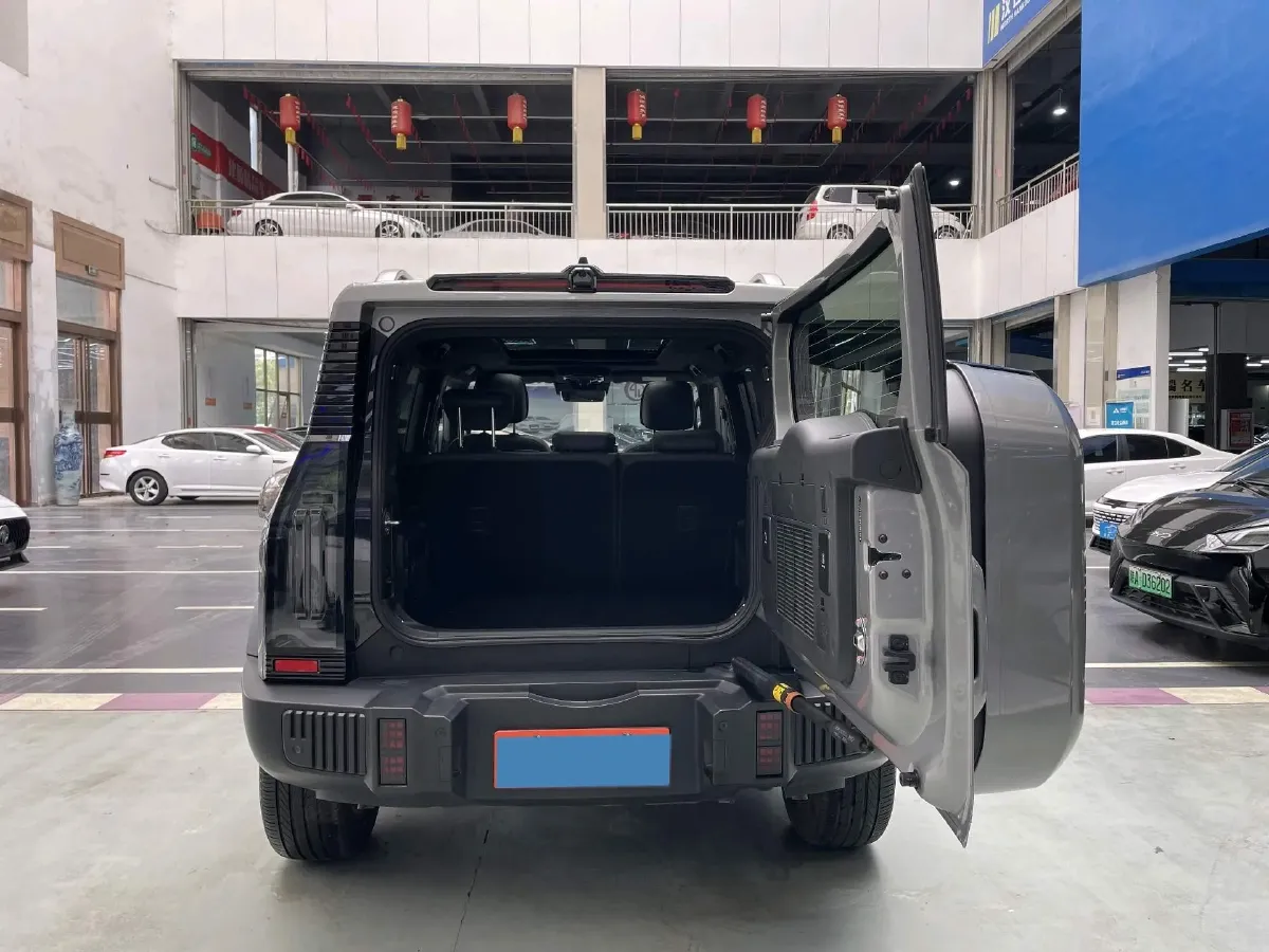 2024 Jetour ShanHai TravellerC-DM 1.5T 156HP L4 3DHT PHEV 43.24KWH,autocango,china used car exporter,china ev exporter,chinese used car exporter,chinese used ev exporter