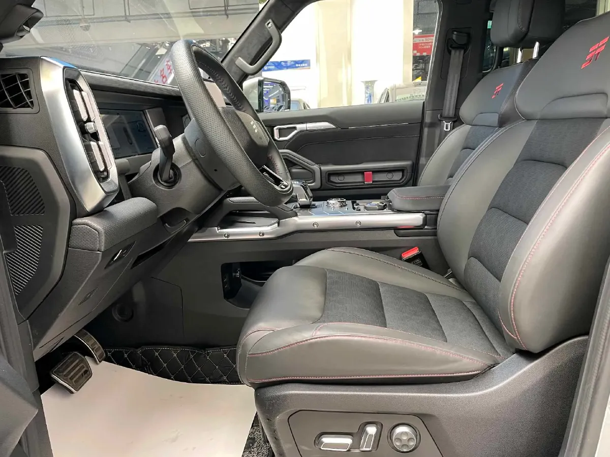 2024 Jetour ShanHai TravellerC-DM 1.5T 156HP L4 3DHT PHEV 43.24KWH,autocango,china used car exporter,china ev exporter,chinese used car exporter,chinese used ev exporter