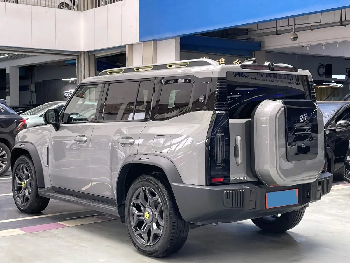 2024 Jetour ShanHai TravellerC-DM 1.5T 156HP L4 3DHT PHEV 43.24KWH,autocango,china used car exporter,china ev exporter,chinese used car exporter,chinese used ev exporter