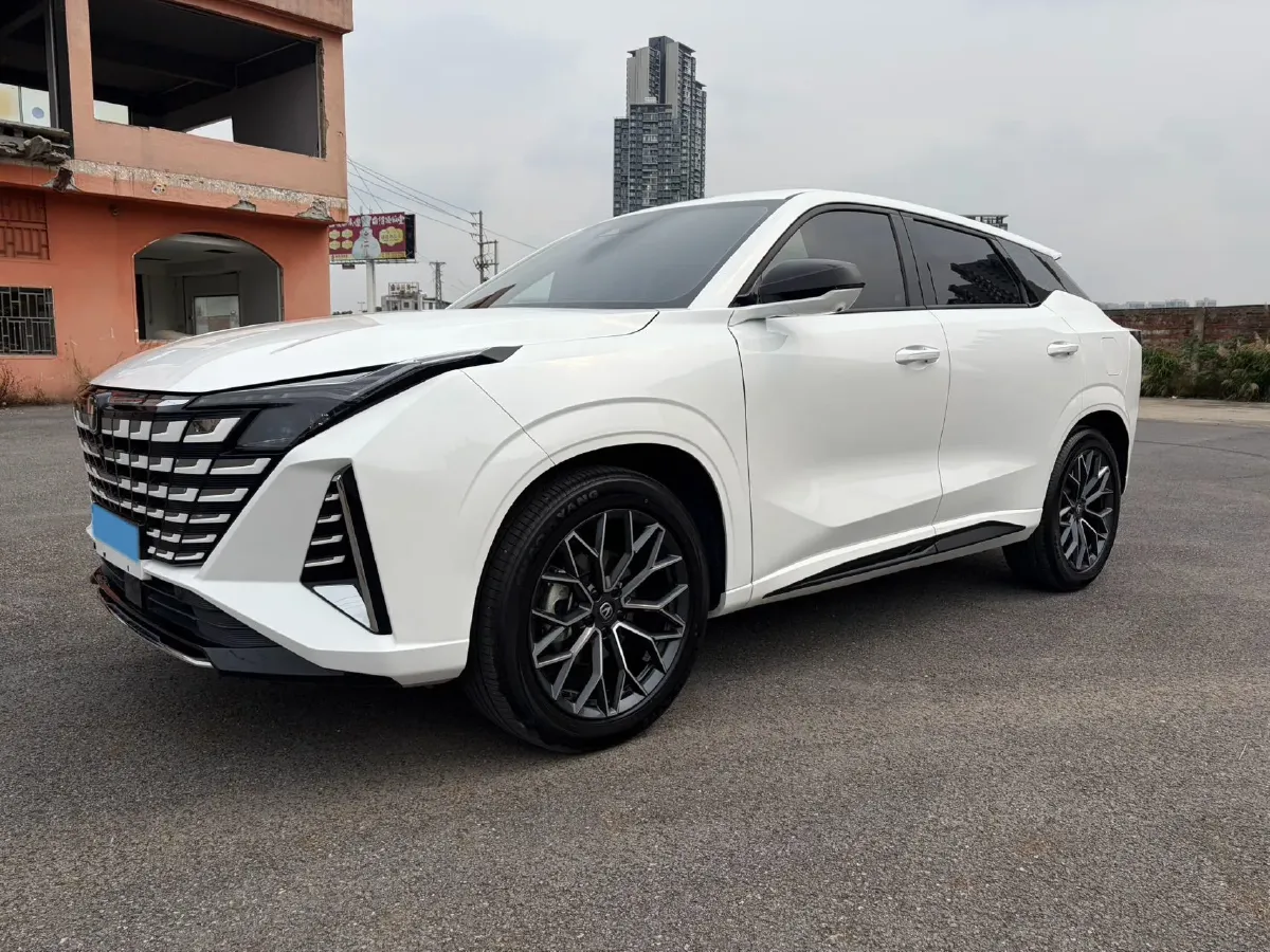 2025 ChangAn UNI-Z 1.5T 188HP L4 7DCT,autocango,china used car exporter,china ev exporter,chinese used car exporter,chinese used ev exporter