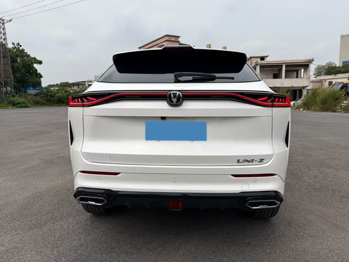 2025 ChangAn UNI-Z 1.5T 188HP L4 7DCT,autocango,china used car exporter,china ev exporter,chinese used car exporter,chinese used ev exporter